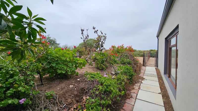 2 Bedroom Property for Sale in Britannica Heights Western Cape